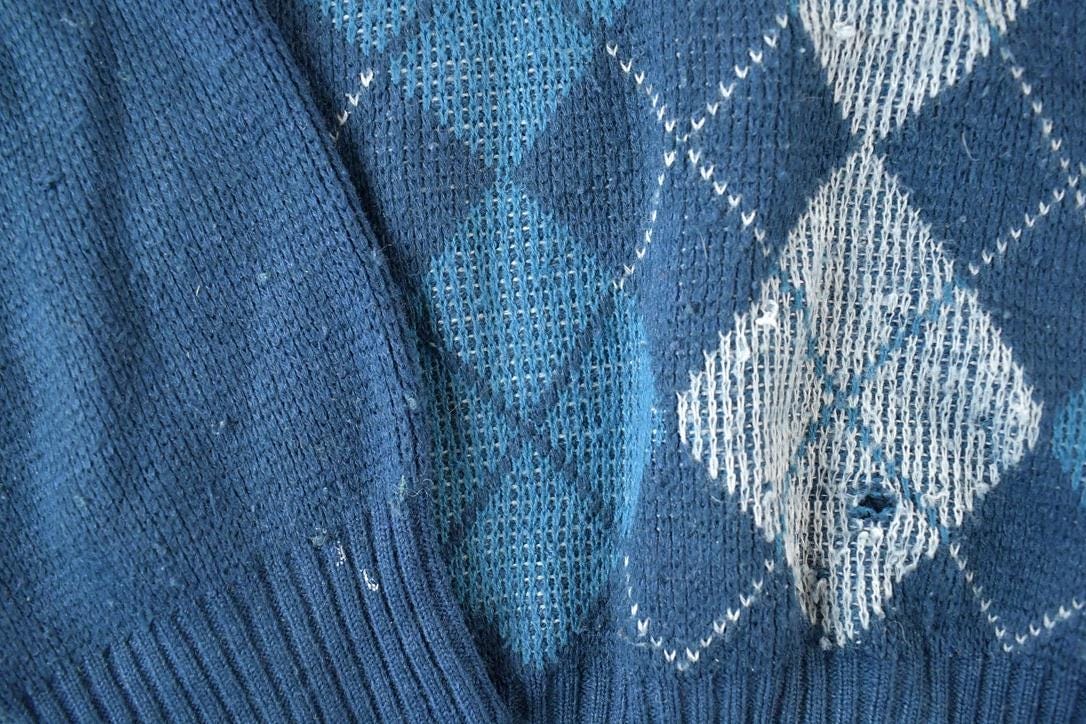 Vintage 1990s Knit Abstract Pattern V Neck Sweater Men's Small from propervintagecanada