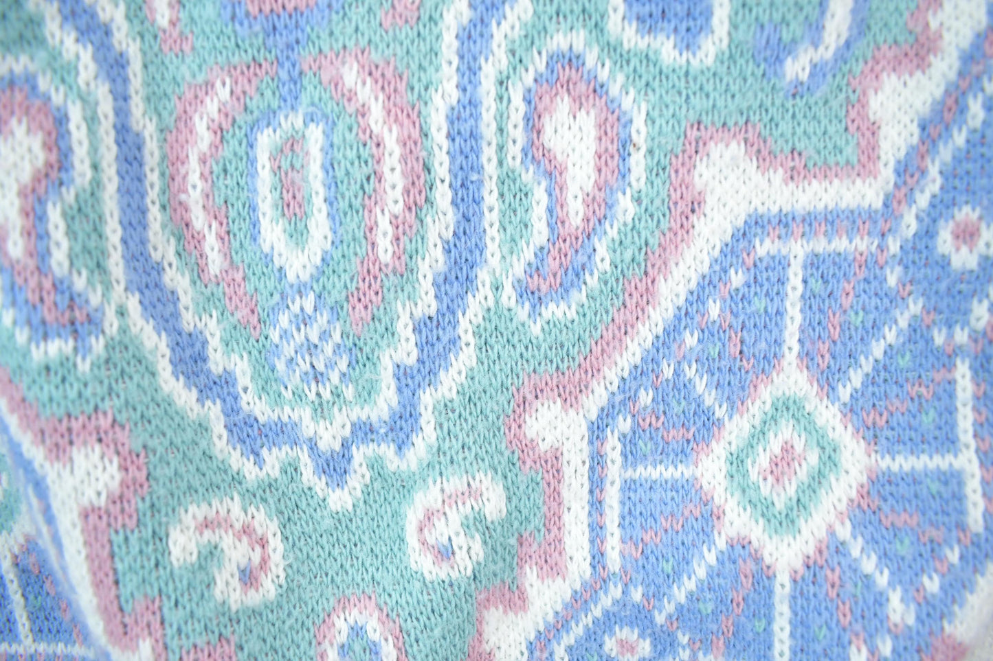 Vintage 1990s Knit Crewneck Sweater Men's XL from propervintagecanada