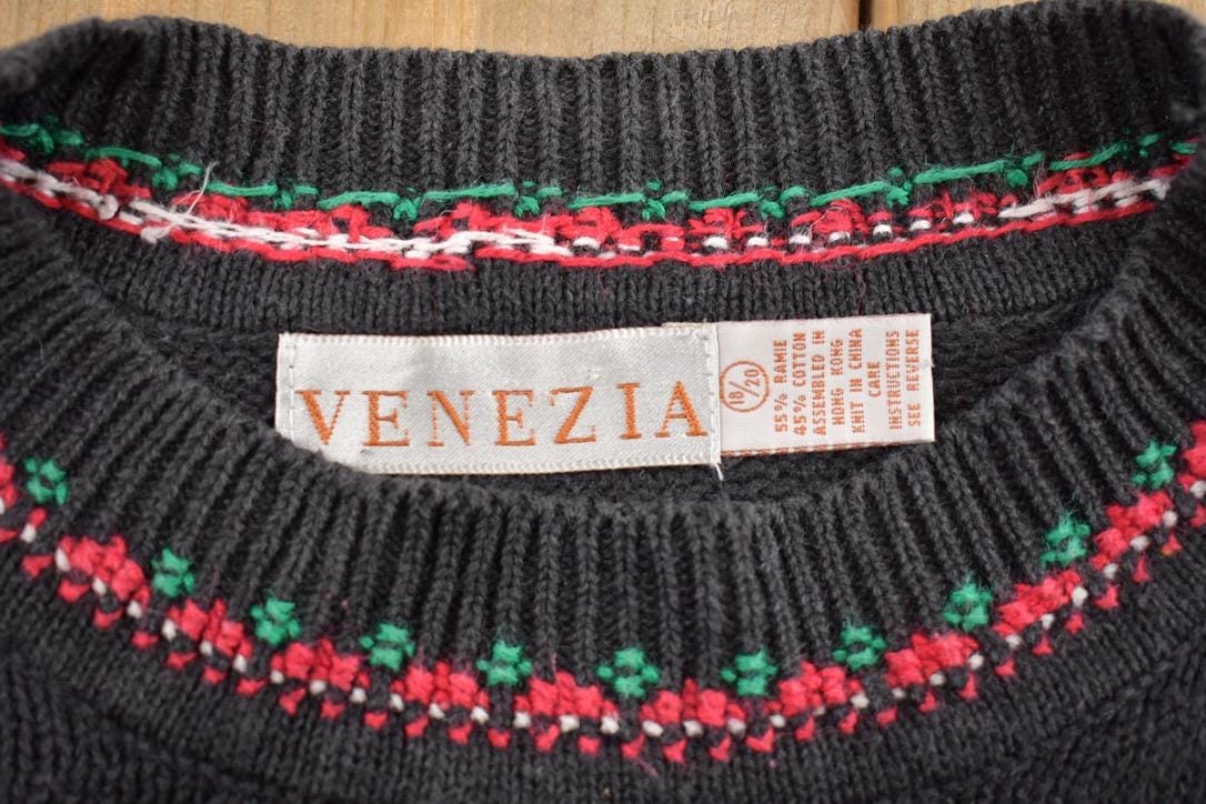 Vintage 1990s Knitted Christmas Crewneck Sweater Women's L from propervintagecanada
