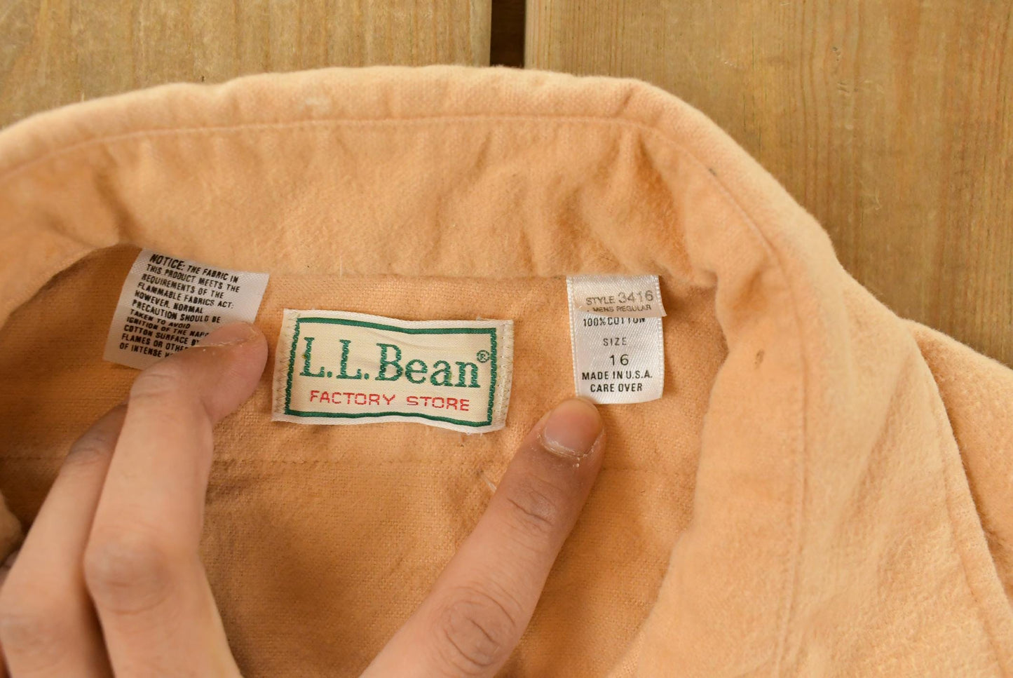 Vintage 1990s L.L. Bean Cloth Button Up Shirt Men's L from propervintagecanada