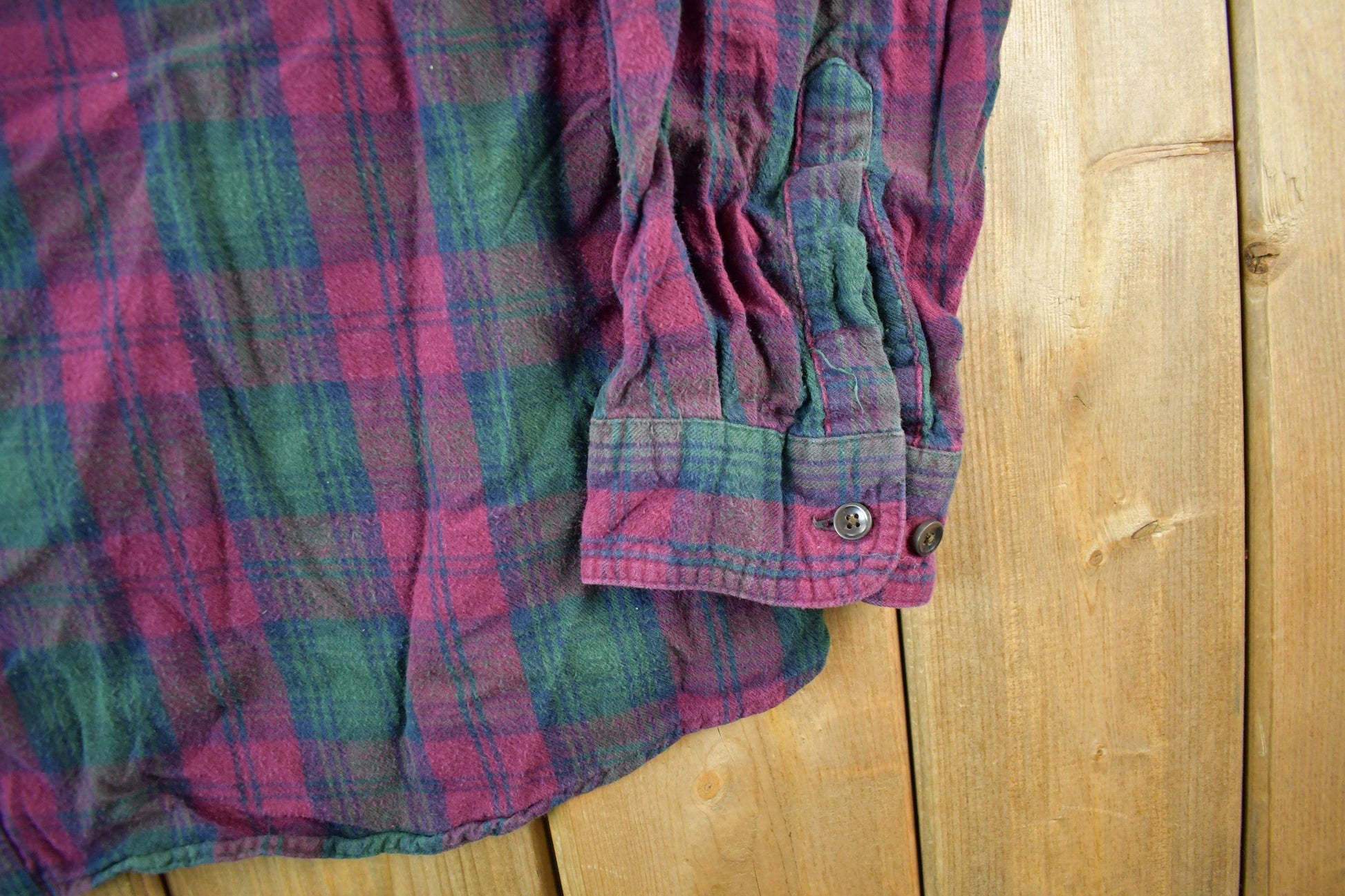 Vintage 1990s L.L. Bean Plaid Flannel Button Up Shirt Men's 2XL from propervintagecanada