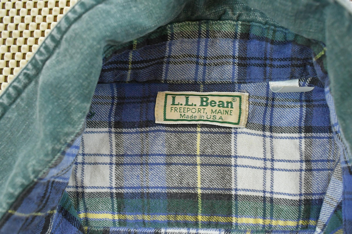 Vintage 1990s L.L. Bean Plaid Flannel Lined Button Up Shirt Men's M-L from propervintagecanada