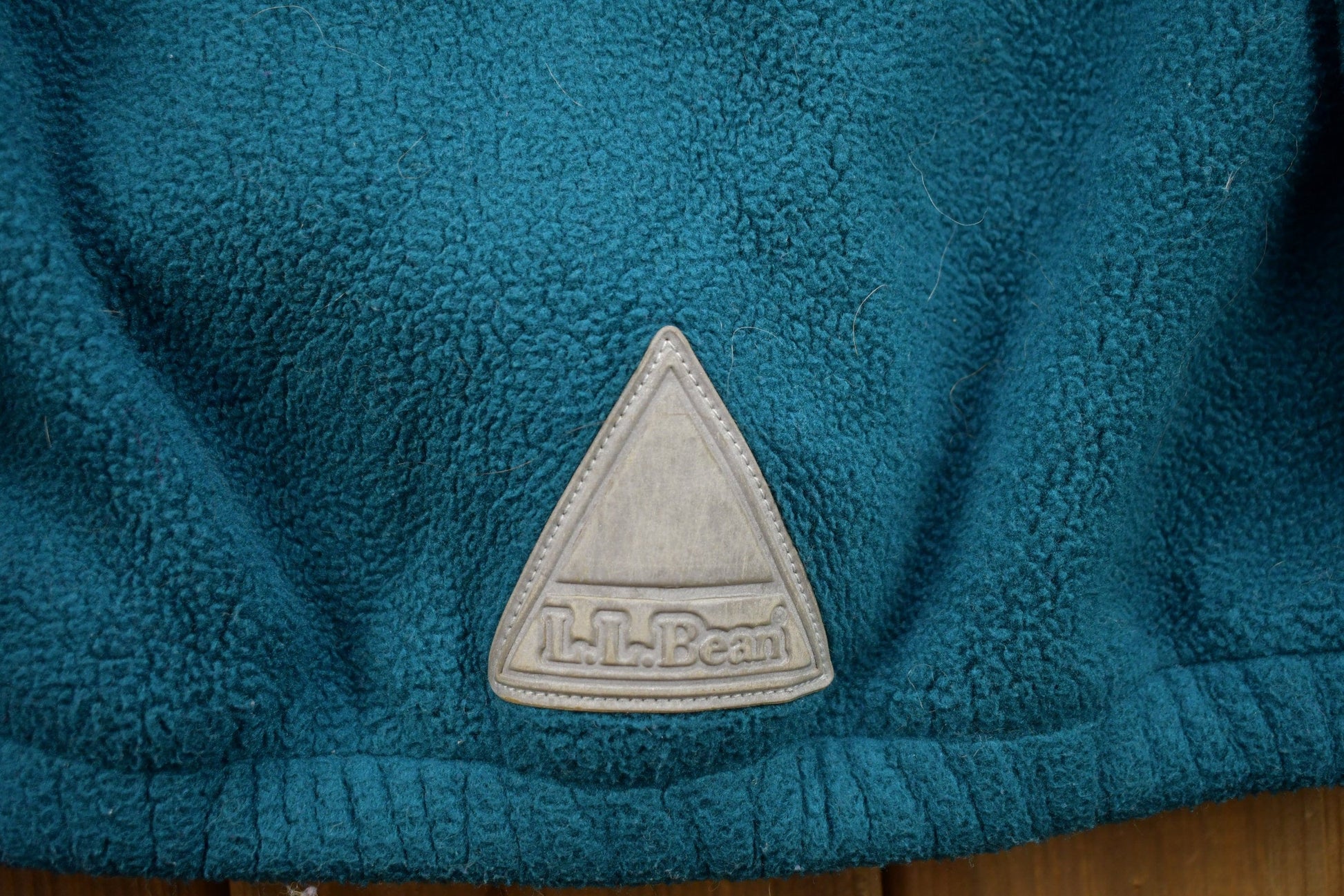 Vintage 1990s L.L. Bean Turquoise Fleece Hoodie Men's 2XS from propervintagecanada
