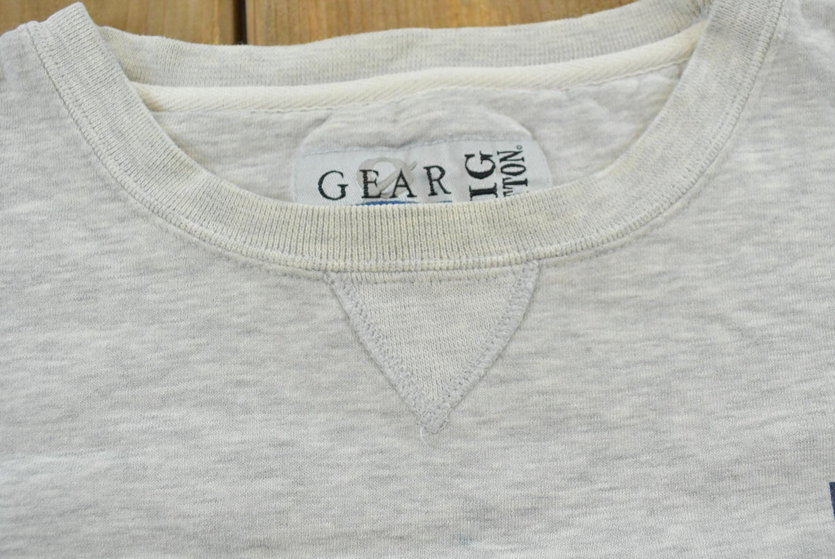 Vintage 1990s La Salle University Crewneck Sweatshirt Men's L / 90s Collegiate / Streetwear / Pennsylvania from propervintagecanada