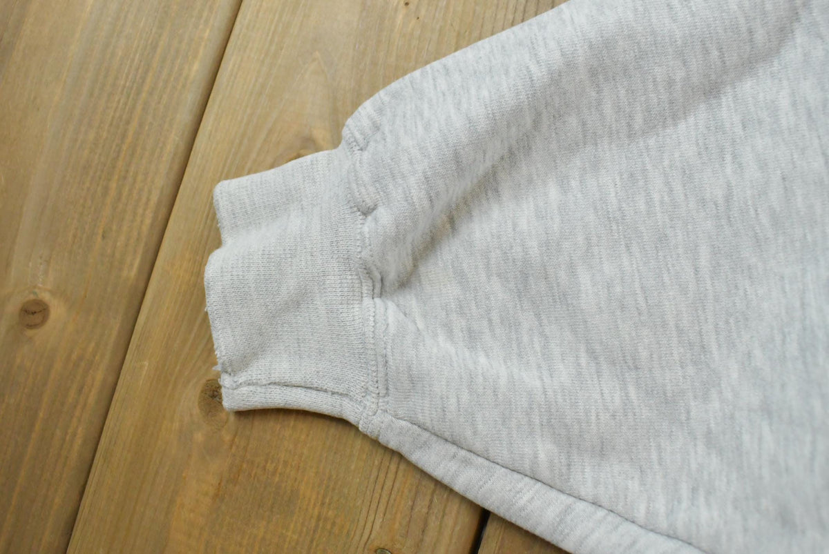 Vintage 1990s La Salle University Crewneck Sweatshirt Men's L / 90s Collegiate / Streetwear / Pennsylvania from propervintagecanada