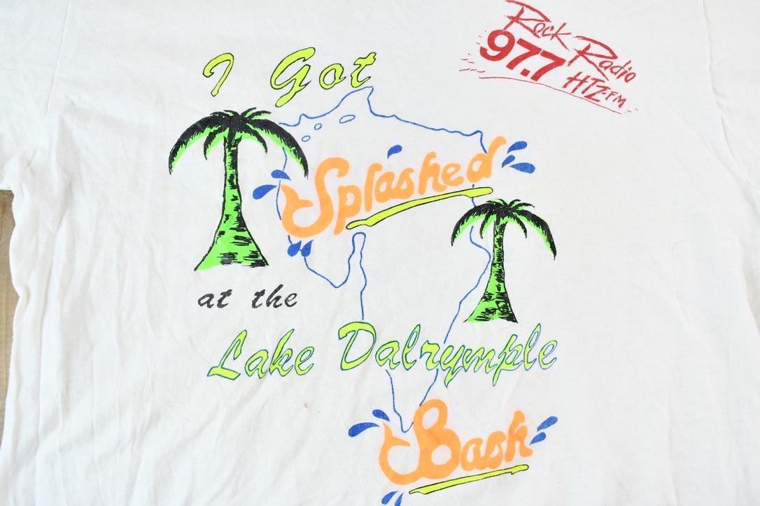 Vintage 1990s Lake Dalrymple Ontario Single Stitch Souvenir T-Shirt Men's Small from propervintagecanada