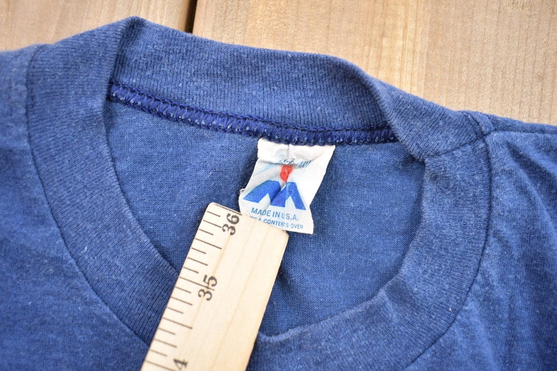 Vintage 1990s Lake Mille Lacs Garrison Creek Saloon & Eatery Souvenir T Shirt from propervintagecanada