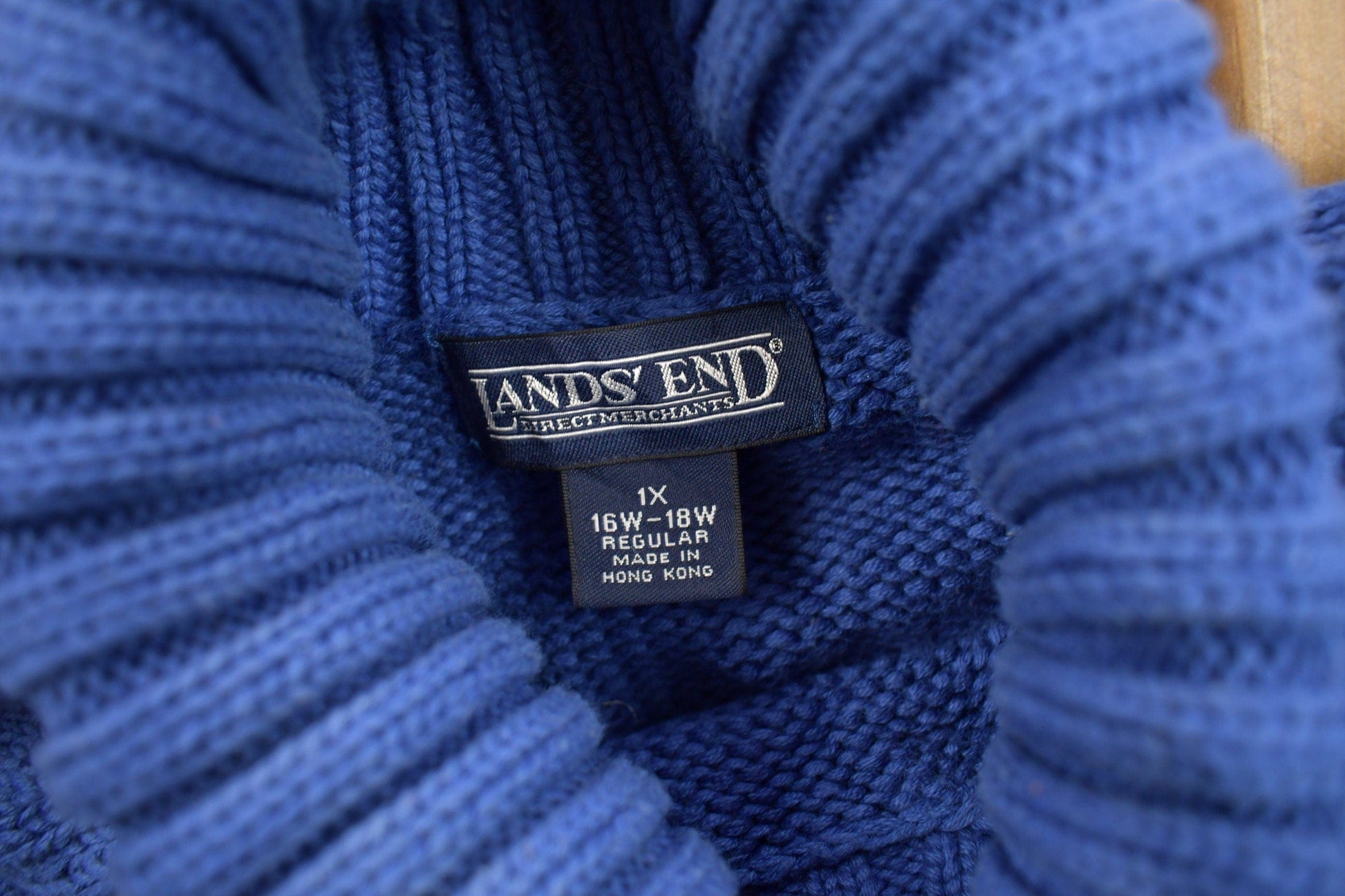 Vintage 1990s Lands End Winter Theme Turtleneck Sweater Women's XL from propervintagecanada