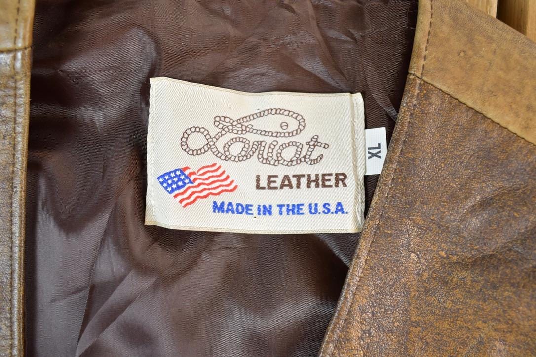 Vintage 1990s Lariat Leather Perfectly Distressed Western Cowboy Vest Men's XL from propervintagecanada