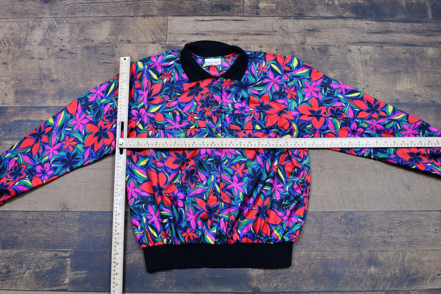 Vintage 1990s Lauren Lee All Over Print Button Up Windbreaker Women's M from propervintagecanada