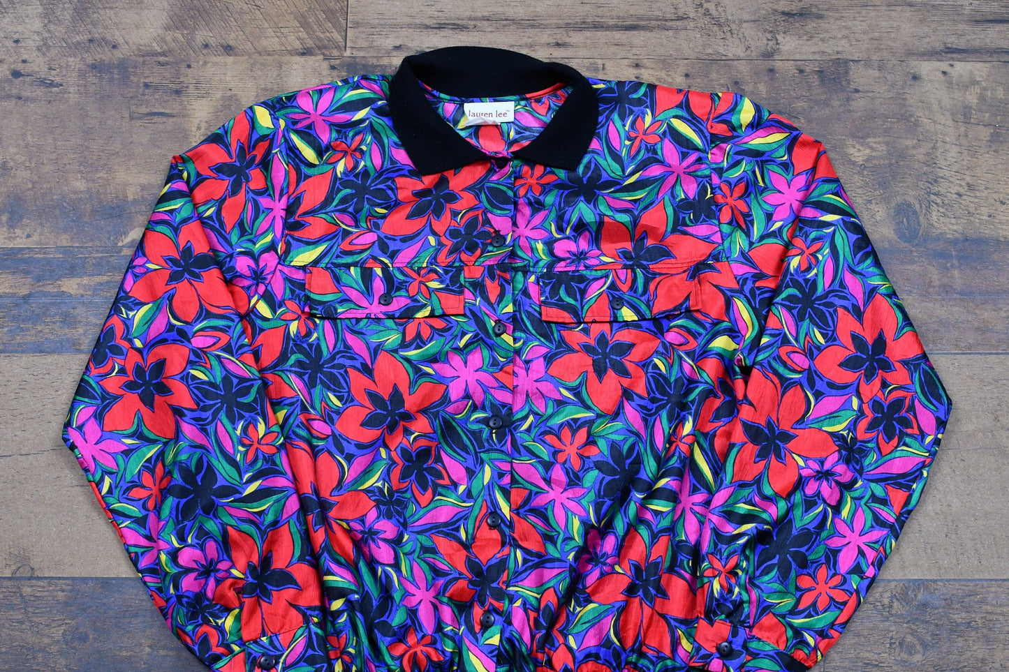Vintage 1990s Lauren Lee All Over Print Button Up Windbreaker Women's M from propervintagecanada
