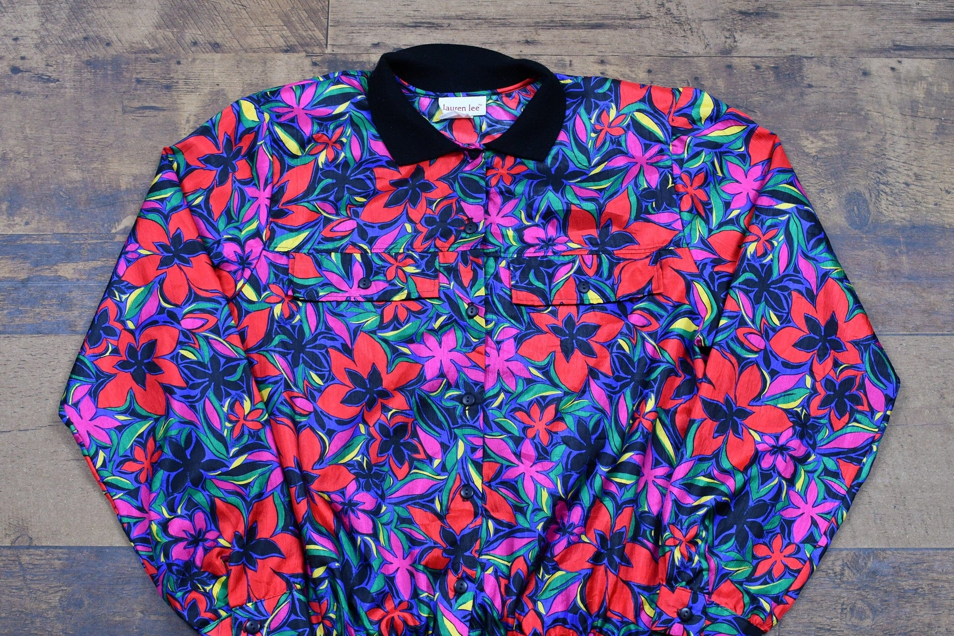 Vintage 1990s Lauren Lee All Over Print Button Up Windbreaker Women's M from propervintagecanada