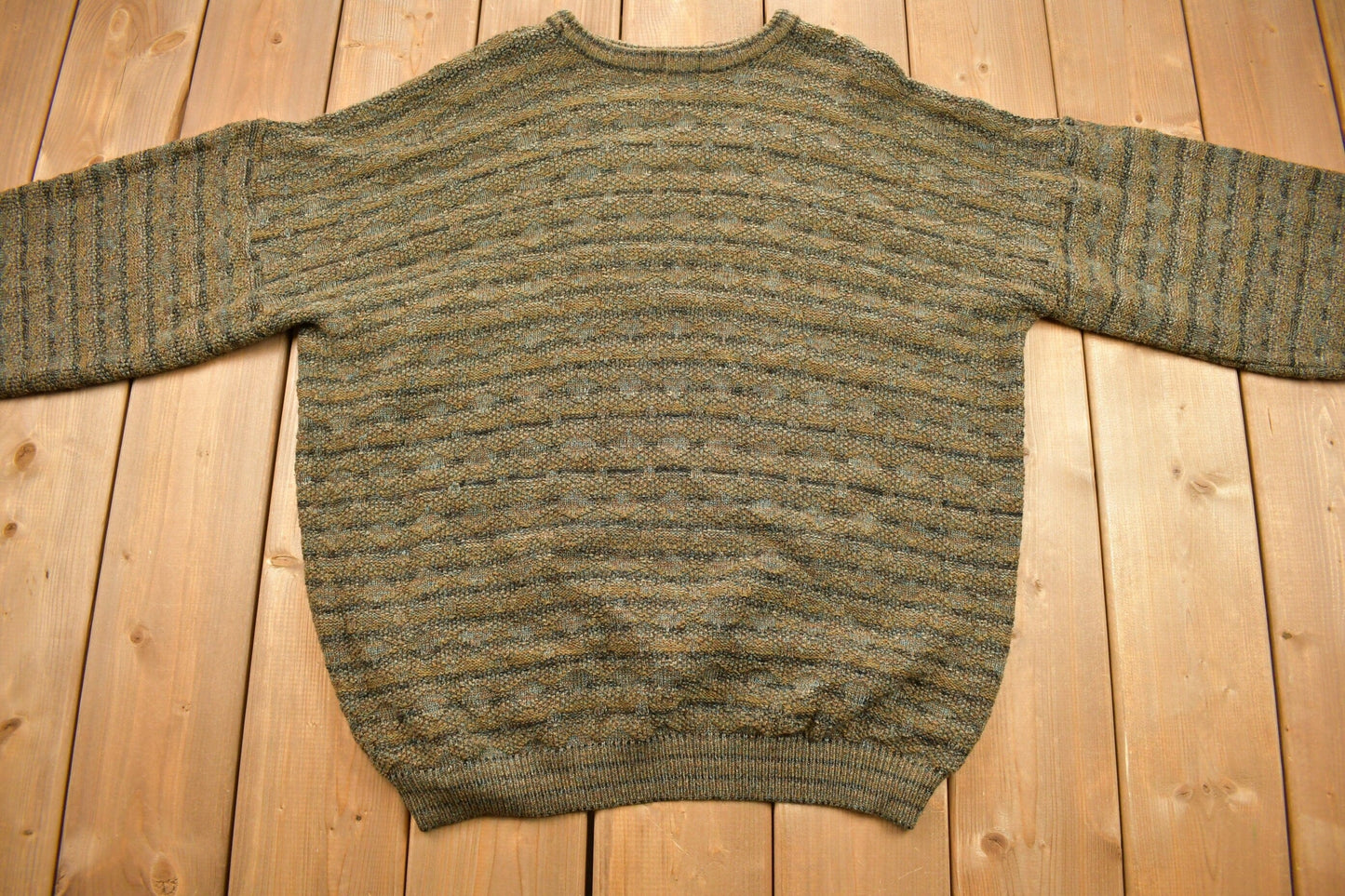 Vintage 1990s Lavane New York Knitted Sweater Men's XL from propervintagecanada