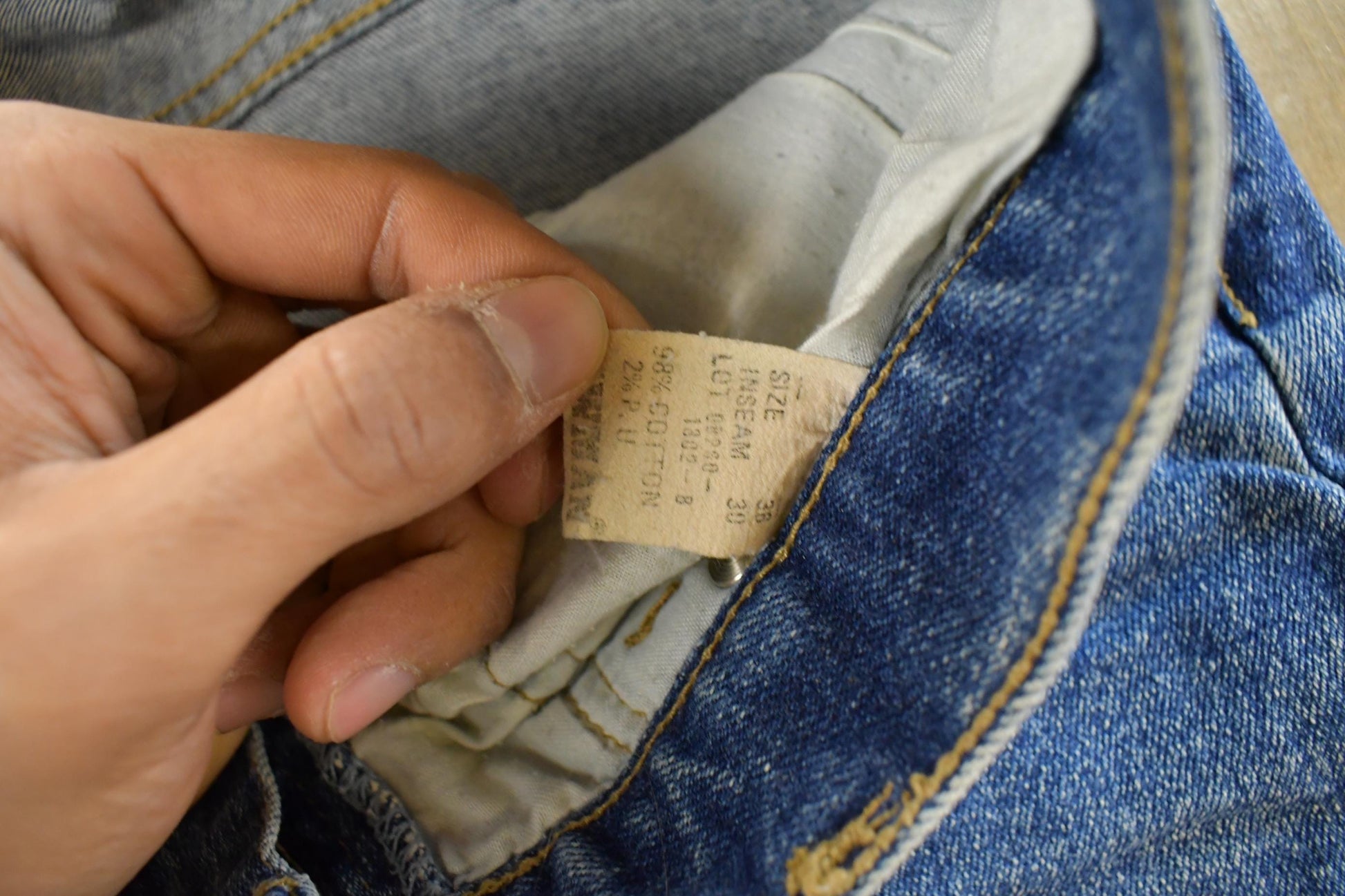 Vintage 1990s Lawman Denim Jeans Men's 33 x 30 from propervintagecanada