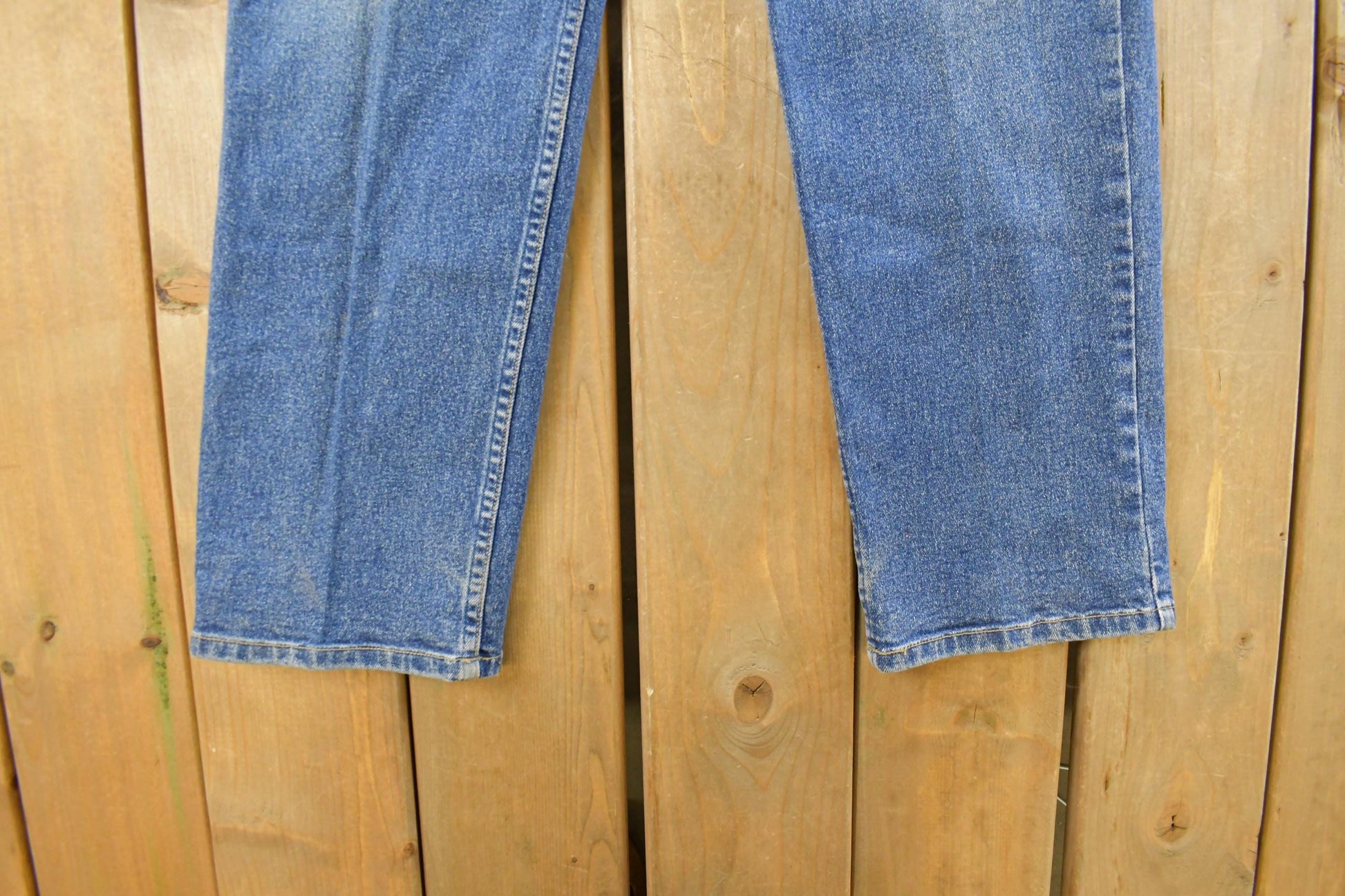 Vintage 1990s Lawman Denim Jeans Men's 33 x 30 from propervintagecanada