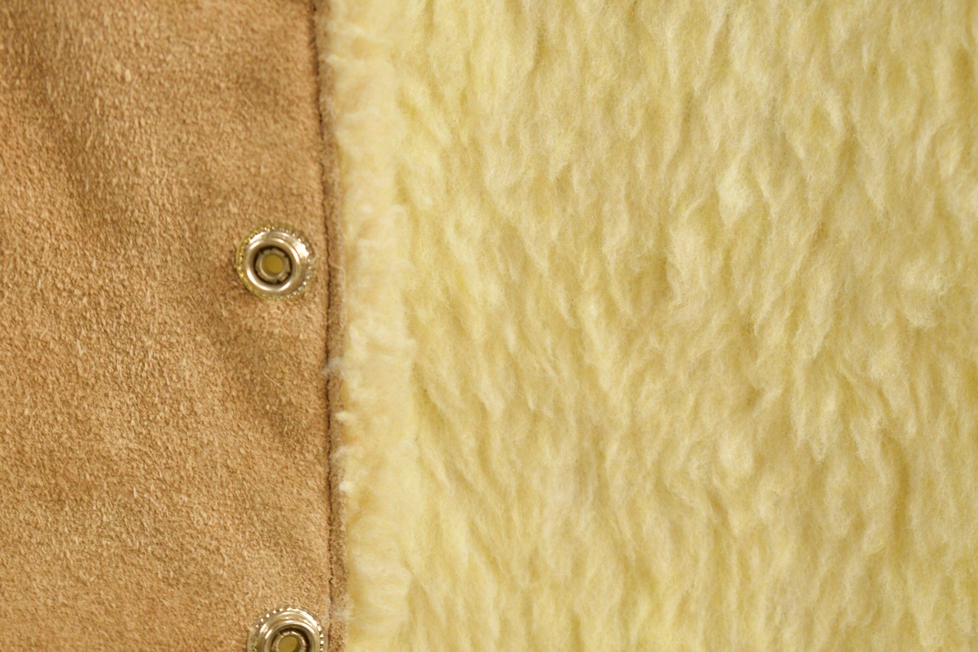 Vintage 1990s Leather Horse Western Sherpa Vest Men's Medium from propervintagecanada