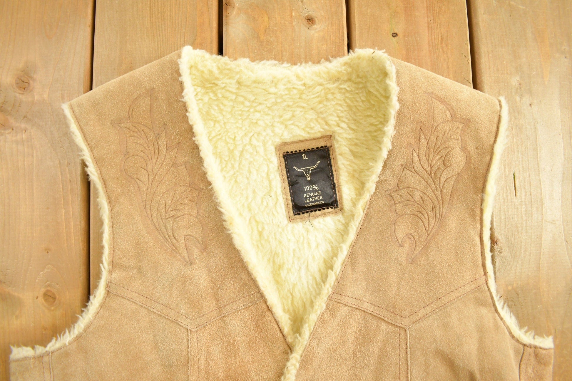 Vintage 1990s Leather Horse Western Sherpa Vest Men's Medium from propervintagecanada
