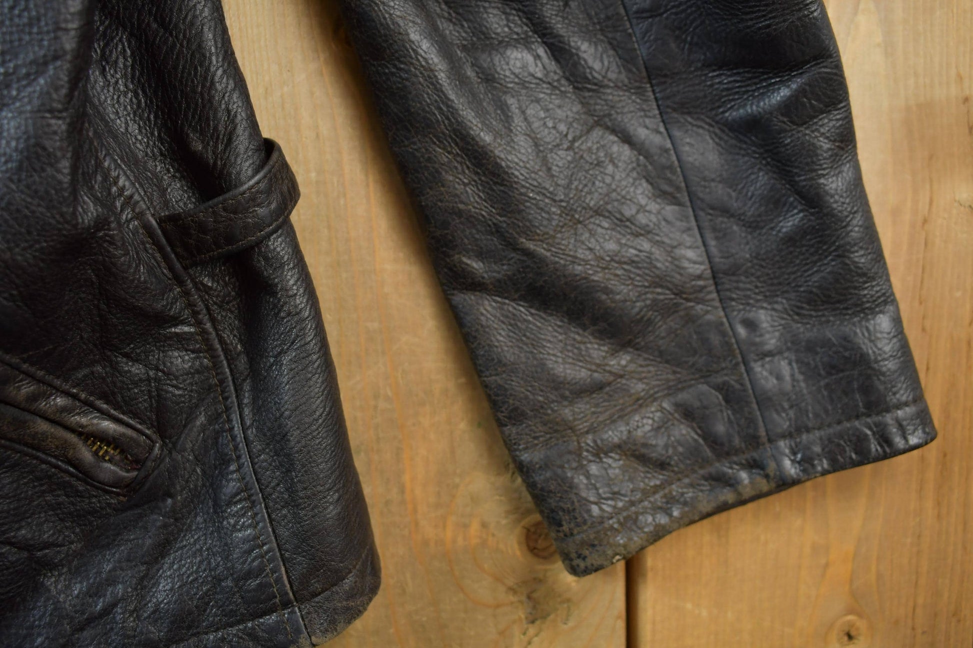 Vintage 1990s Leather Zip Up Lamb Skin Jacket Women's M from propervintagecanada