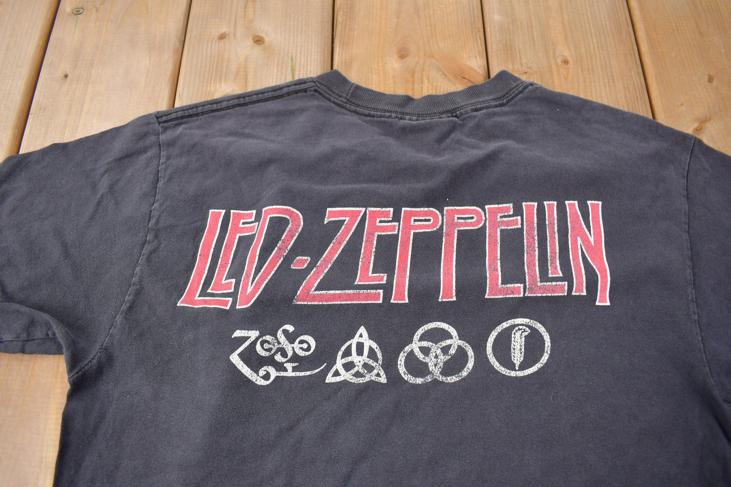 Vintage 1990s Led Zeppelin Zoso Graphic Artimonde Band Tee Made in USA Size M from propervintagecanada