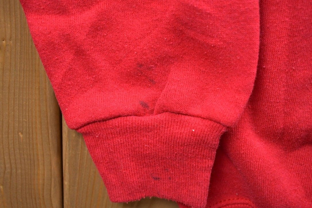 Vintage 1990s Lee Blank Red Crewneck Sweatshirt Men's XS from propervintagecanada