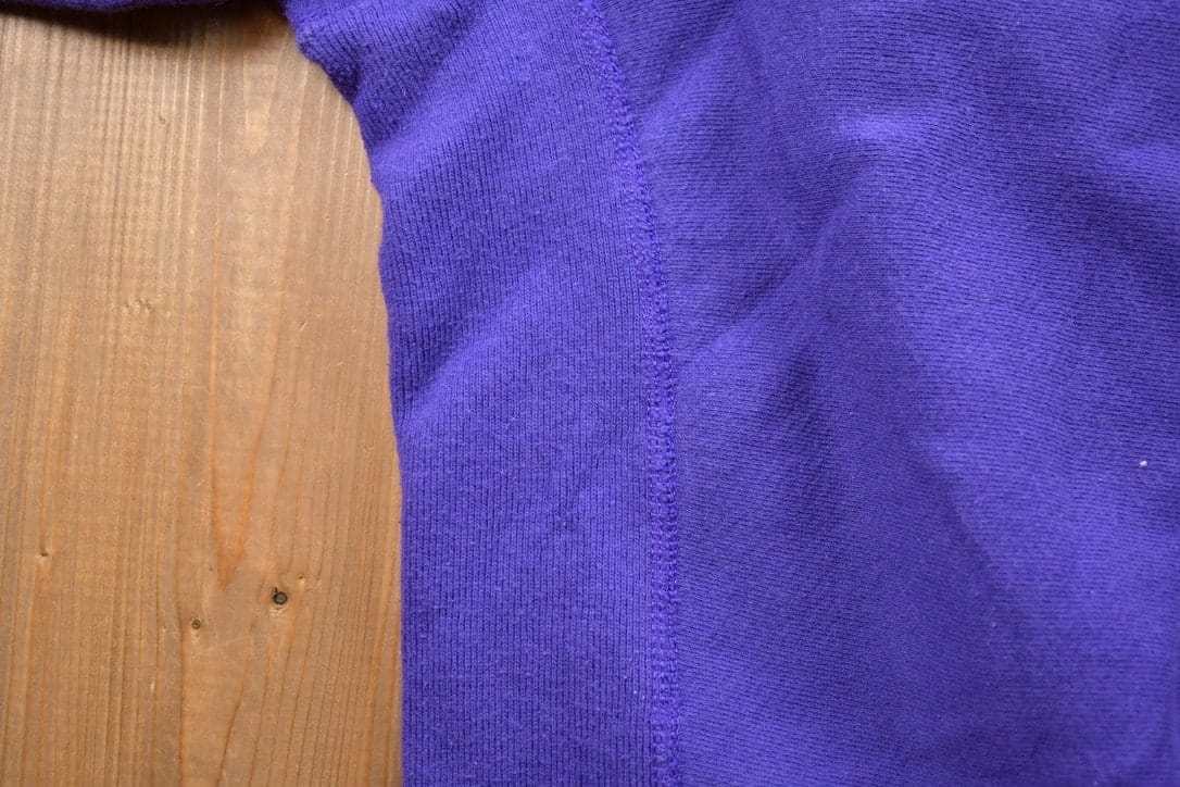 Vintage 1990s Lee Commercial Savings Bank Crewneck Sweatshirt Men's Small from propervintagecanada