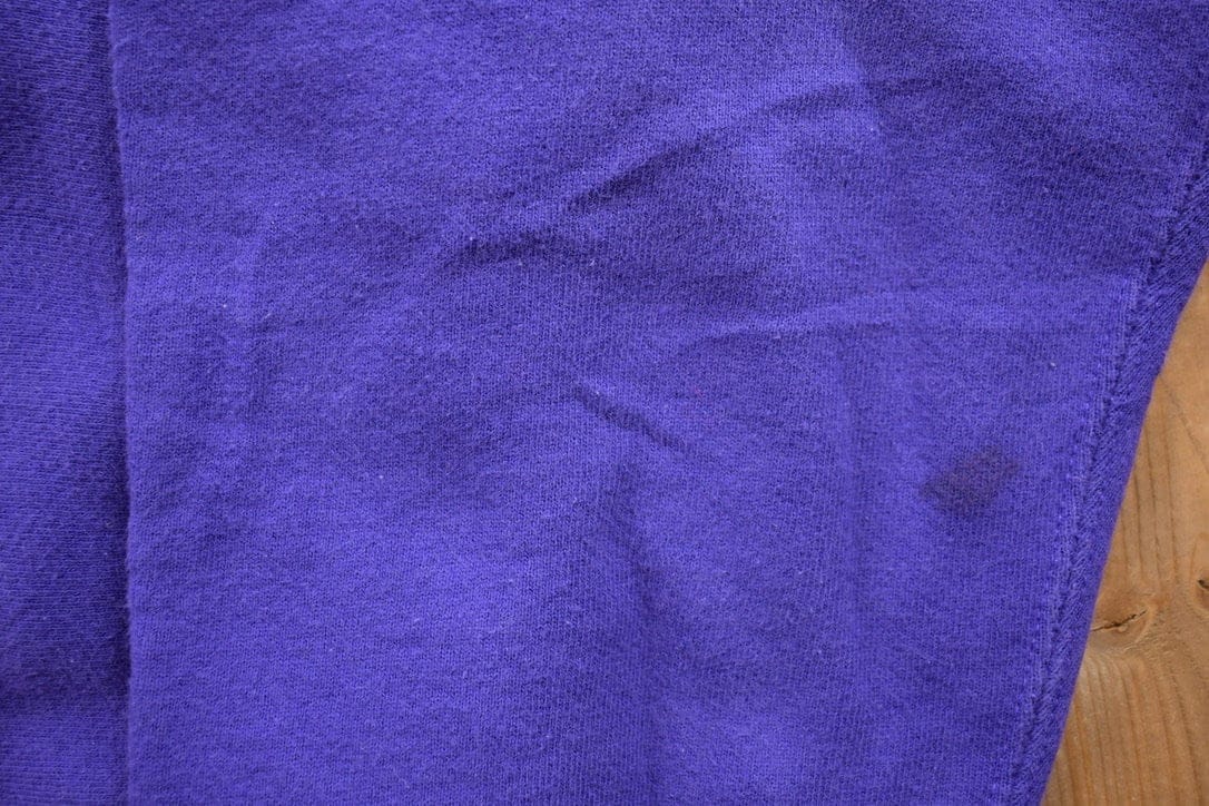 Vintage 1990s Lee Commercial Savings Bank Crewneck Sweatshirt Men's Small from propervintagecanada