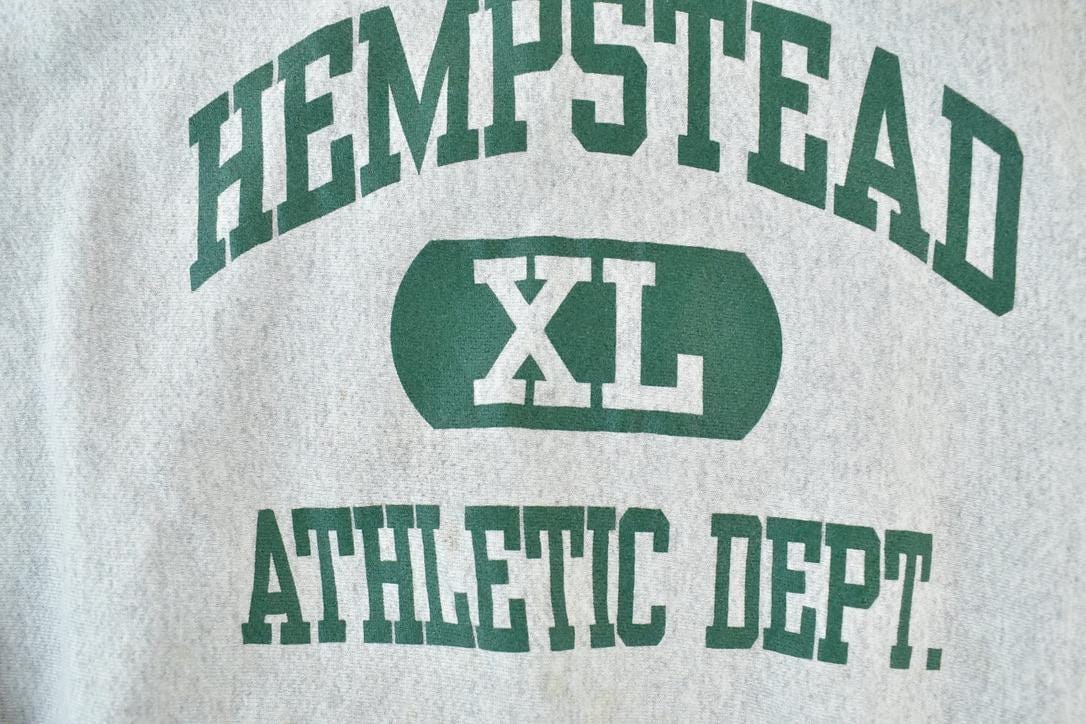 Vintage 1990s Lee Crossgrain Hempstead University Crewneck Men's XL from propervintagecanada