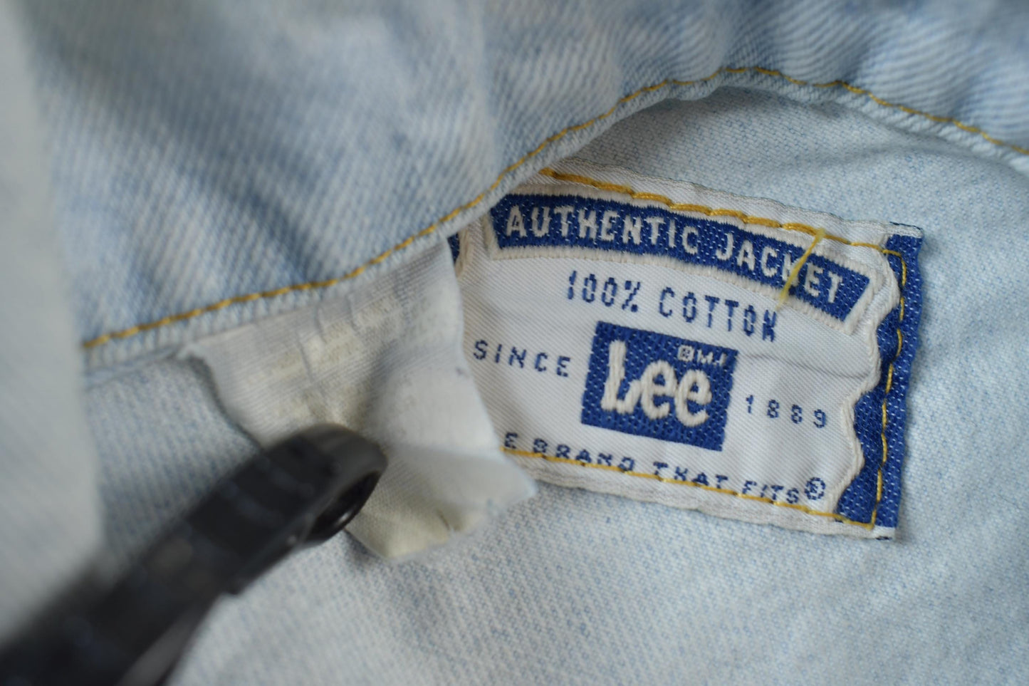 Vintage 1990s Lee Denim Jean Jacket Men's Large from propervintagecanada
