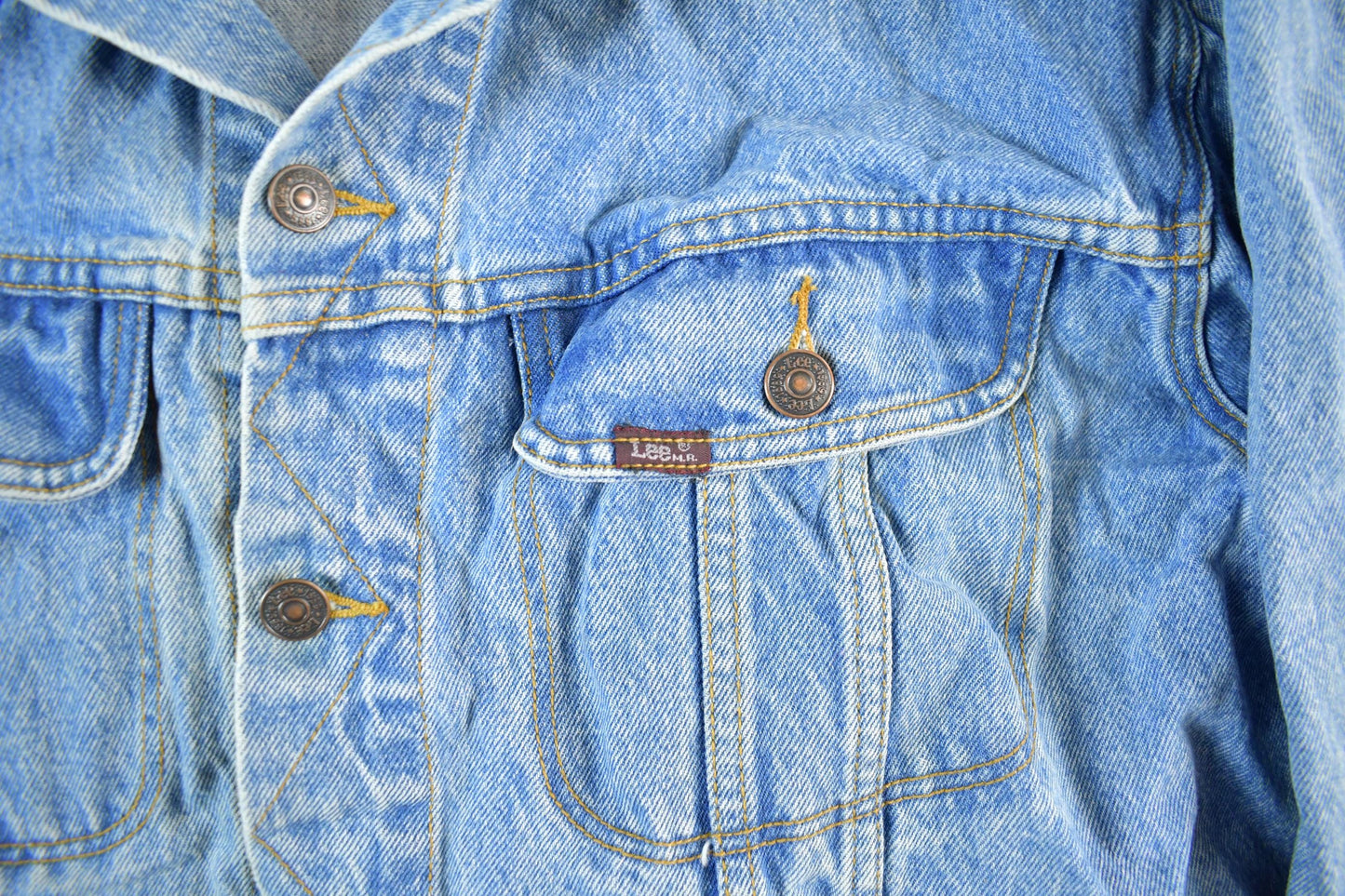 Vintage 1990s Lee Denim Jean Trucker Jacket Men's Large from propervintagecanada