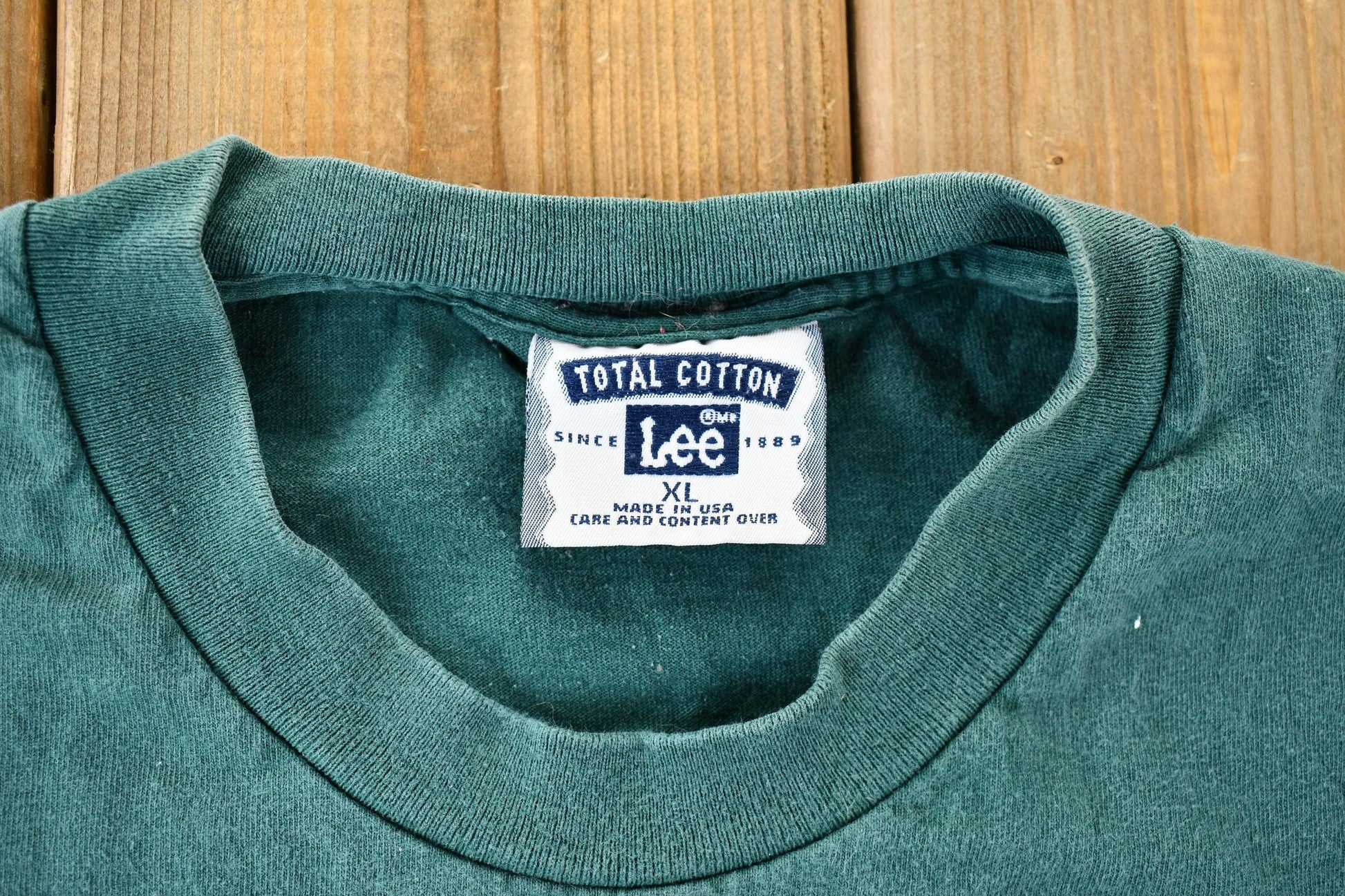 Vintage 1990s Lee Single Stitch Thick Collared Blank Green T-Shirt Men's Large from propervintagecanada