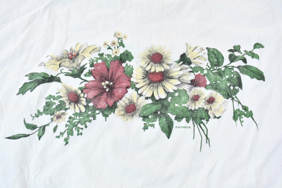 Vintage 1990s Lee Sport Single Stitch Nutmeg Graphic Flower Bouquet T-Shirt Men's XL from propervintagecanada