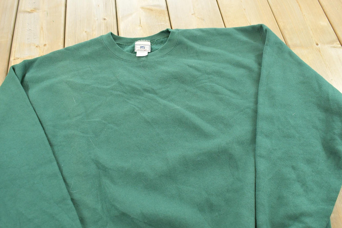Vintage 1990s Lee Ultraweight Blank Green Crewneck Sweatshirt Men's L from propervintagecanada