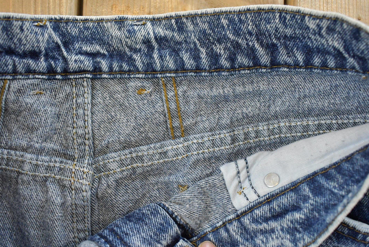 Vintage 1990s Lee Women's Acid Wash Denim Jeans Women's 30 x 28 from propervintagecanada