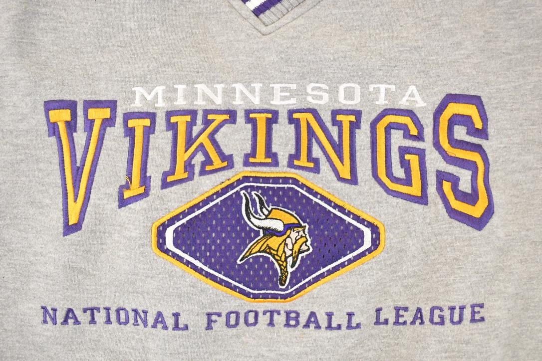 Vintage 1990s Leesport Minnesota Vikings NFL Crewneck Sweatshirt Men's XXL from propervintagecanada