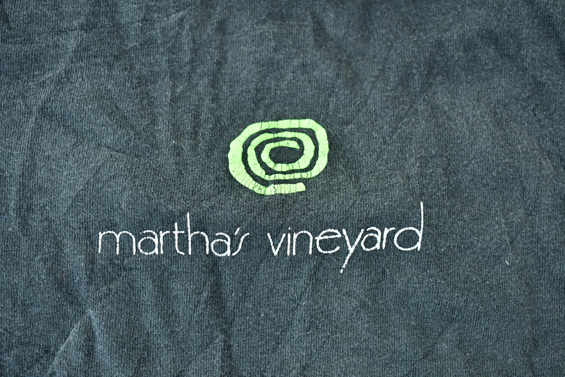 Vintage 1990s Left Coast Martha's Vineyard Souvenir Graphic Travel T-Shirt Men's XL from propervintagecanada