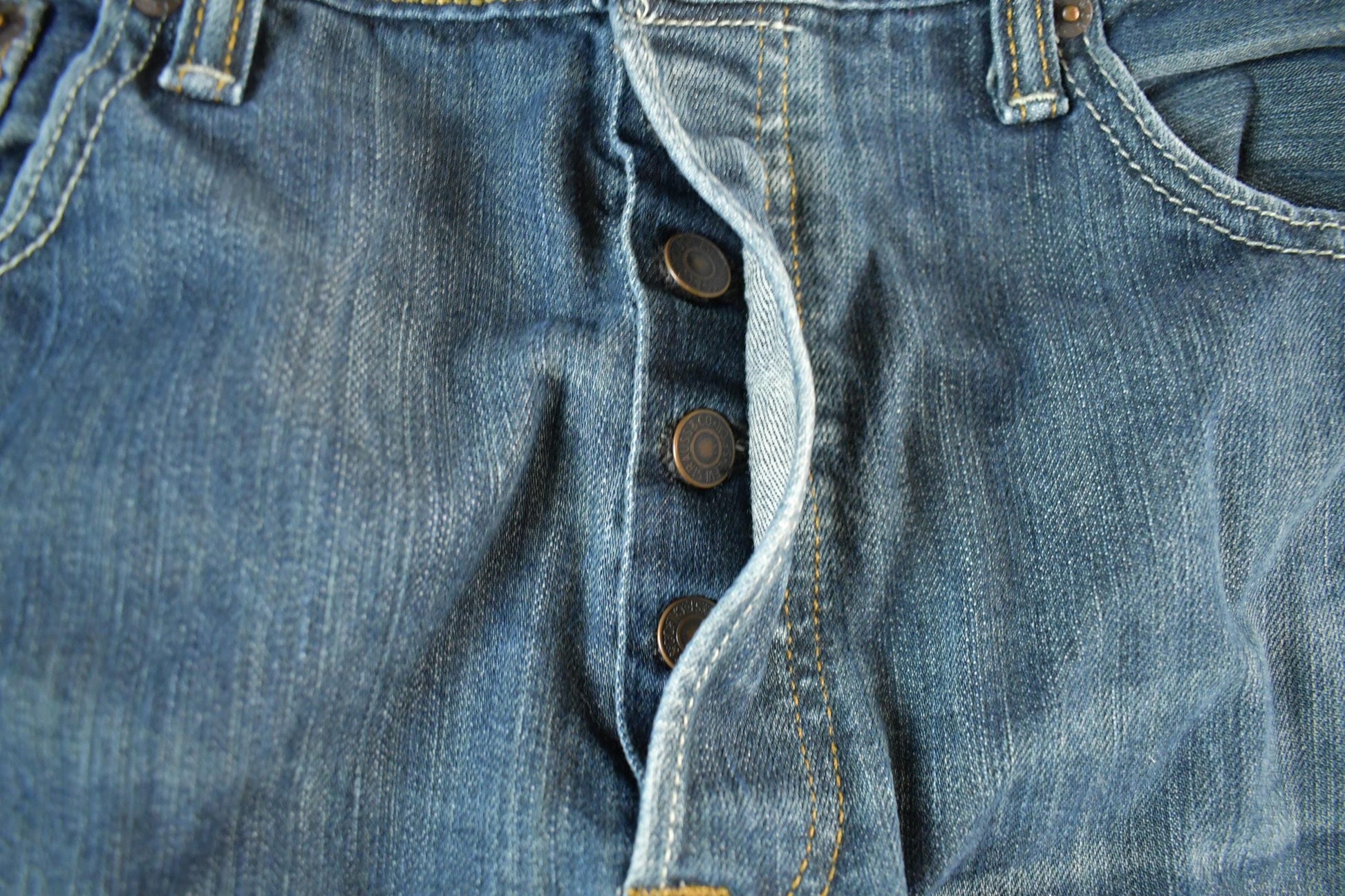 Vintage 1990s Levi's 501 Denim Jeans Men's 34 x 30 from propervintagecanada