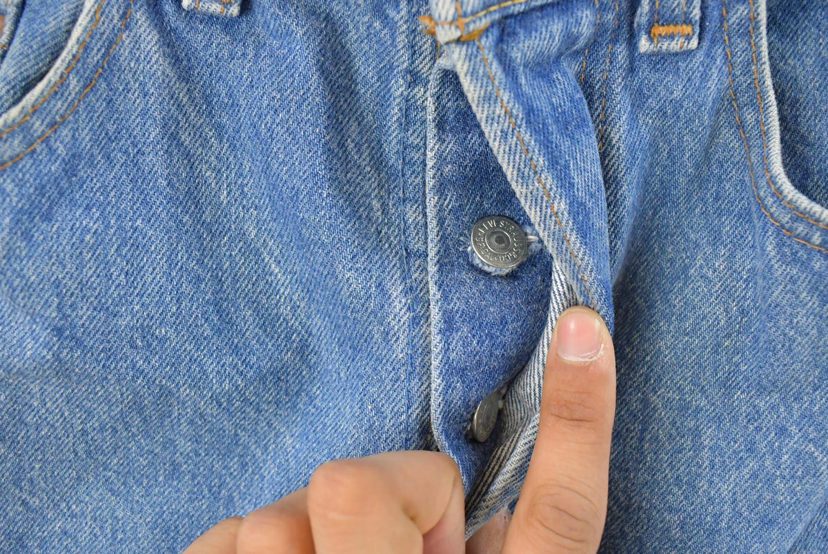Vintage 1990s Levi's 501 Original Fit Denim Jeans Men's 31 x 29.5 from propervintagecanada