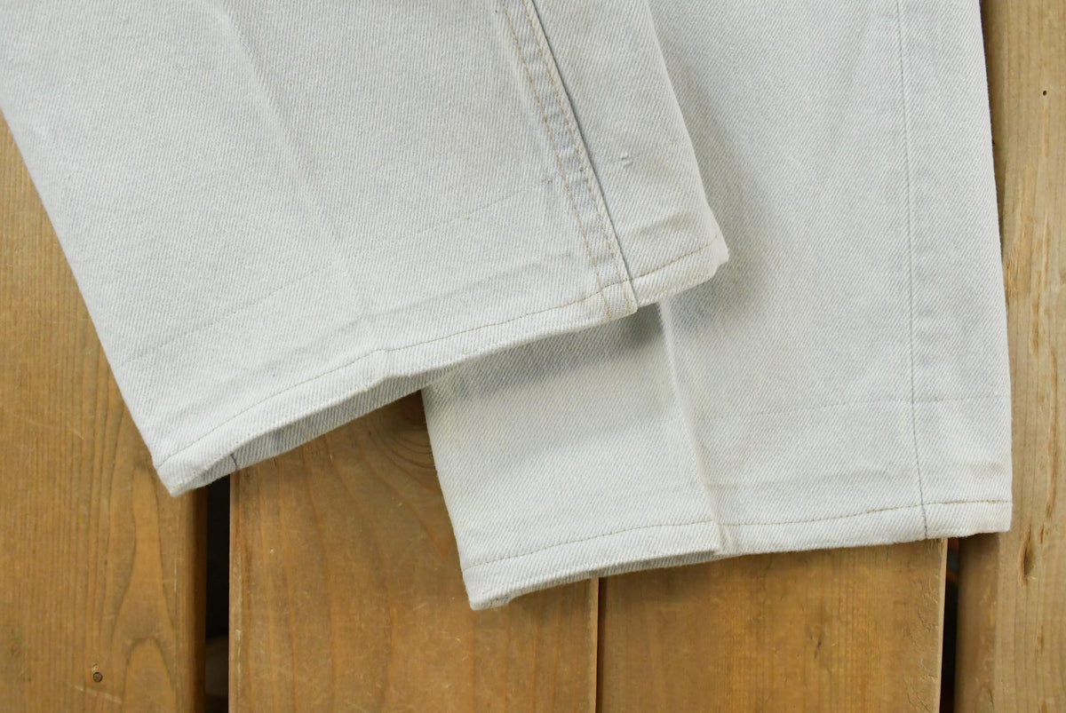 Vintage 1990s Levi's 501 Original Fit Denim Jeans Men's 35 x 30 from propervintagecanada