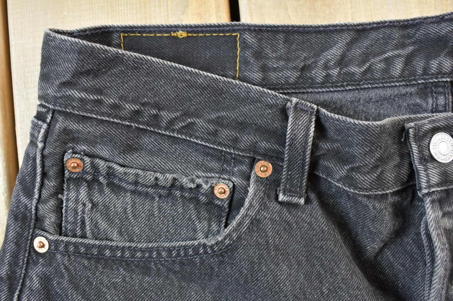 Vintage 1990s Levi's 501 Red Tab Jeans Men's 36 x 30 from propervintagecanada
