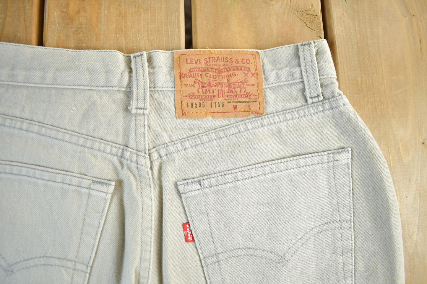 Vintage 1990s Levi's 505 Denim Jeans Women's 28 x 22