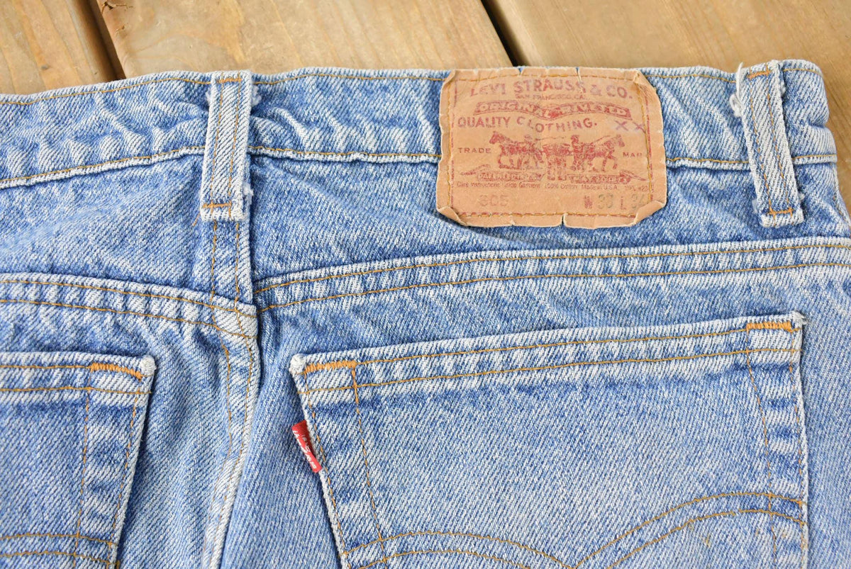 Vintage 1990s Levi's 505 Regular Fit Denim Jeans Men's 32 x 33.5 from propervintagecanada