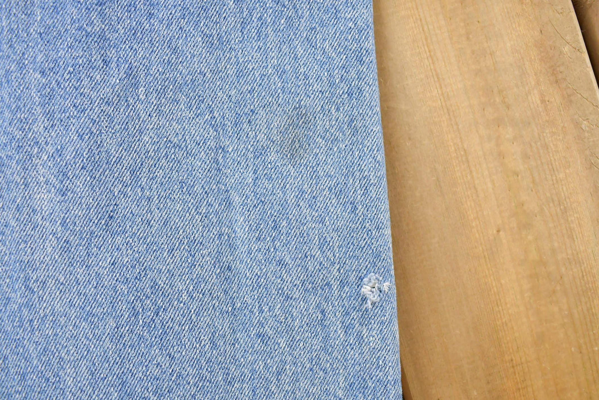 Vintage 1990s Levi's 505 Regular Fit Denim Jeans Men's 32 x 33.5 from propervintagecanada