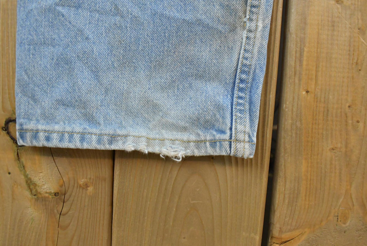Vintage 1990s Levi's 505 Regular Fit Denim Jeans Men's 32 x 34 from propervintagecanada