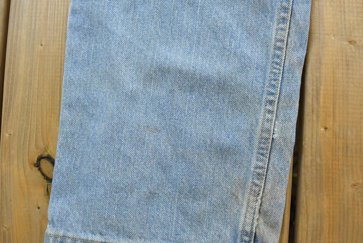Vintage 1990s Levi's 505 Regular Fit Denim Jeans Men's 32 x 34 from propervintagecanada