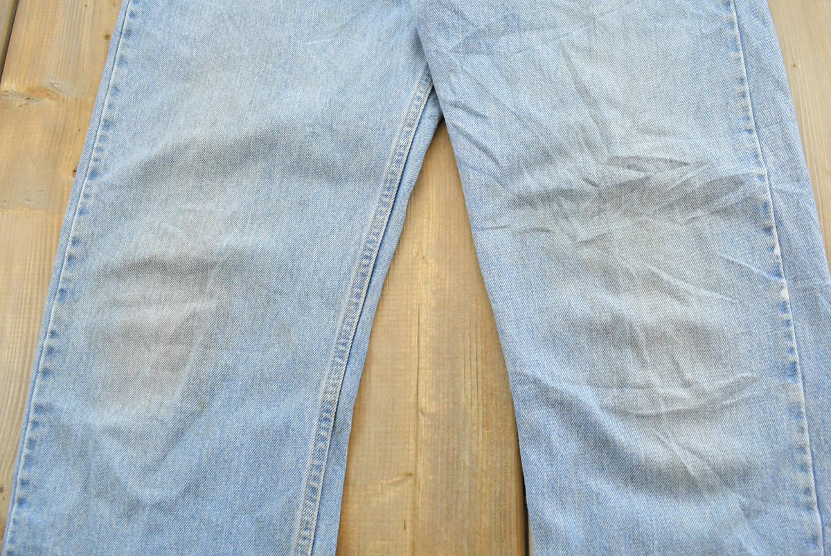 Vintage 1990s Levi's 505 Regular Fit Denim Jeans Men's 32 x 34 from propervintagecanada