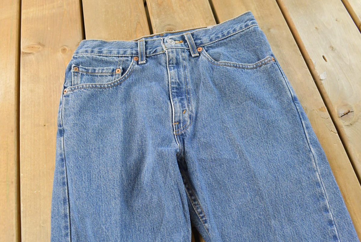 Vintage 1990s Levi's 505 Regular Straight Fit Denim Blue Jeans Men's 29 x 27.5 from propervintagecanada