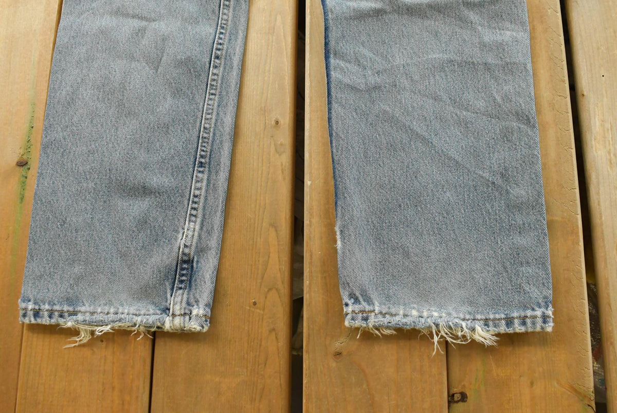 Vintage 1990s Levi's 505 Regular Straight Fit Denim Blue Jeans Men's 32 x 29 from propervintagecanada