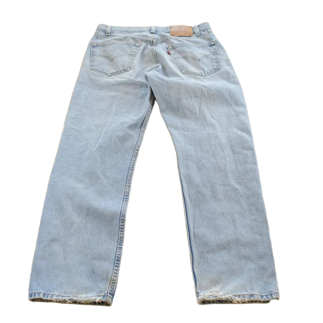 Vintage 1990s Levi's 505 Regular Straight Fit Denim Jeans Men's 32 x 29 from propervintagecanada