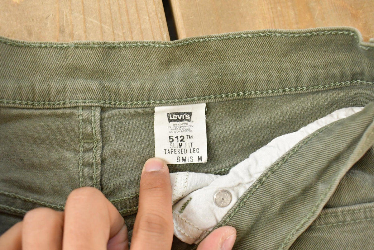 Vintage 1990s Levi's 512 Slim Tapered Denim Jeans Women's 28 x 29 from propervintagecanada