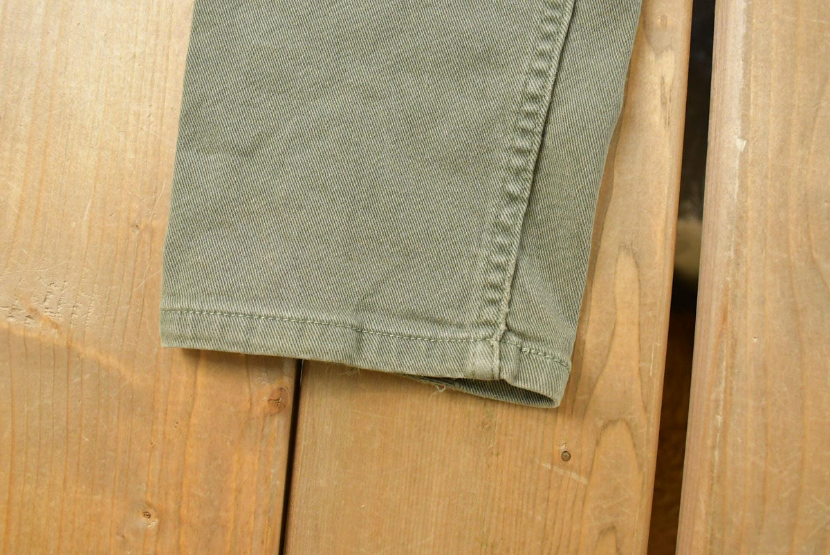 Vintage 1990s Levi's 512 Slim Tapered Denim Jeans Women's 28 x 29 from propervintagecanada